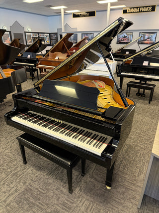 Excellent Condition Pre-Owned Yamaha 6'1" Grand Piano - Murray