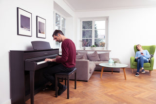 Yamaha Clavinova CLP-835 Digital Piano